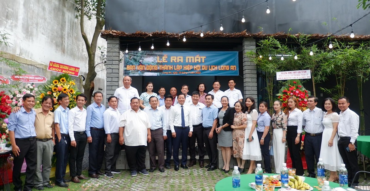 Lễ ra mắt ban vận động