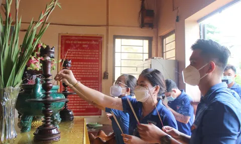 Đến Long An thăm đền thờ Đốc binh Nguyễn Tấn Kiều